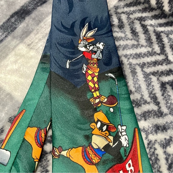 Vintage 1996 Looney Tunes Mania Novelty Neck Tie Taz Bugs Daffy Golf 4 X 60 - Picture 4 of 7